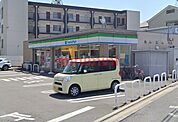 ファミリーマート摂津庄屋店 527m