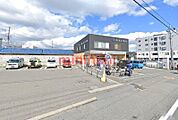 セブンイレブン高槻城西町店 640m