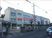 茨木市立葦原小学校 152m