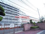 高槻市立第三中学校 814m