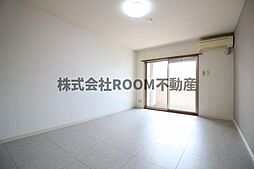 明るい洋室です
