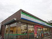 ファミリーマート 小平回田町店（694m）