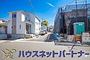 居住者の帰り、訪れる方を優しく迎える・安らぎに満ちた生活空間を予感させる。健やかな暮らしを楽しめそう。