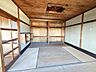 室内：建物は相当な修繕が必要ですので、あらかじめご承知おきください。