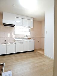 エレガンスST 102 1階1DKのリビング/ダイニング