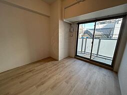 クローバー・グランツ弁天町 10階1Kのリビング/ダイニング