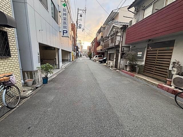 周辺
