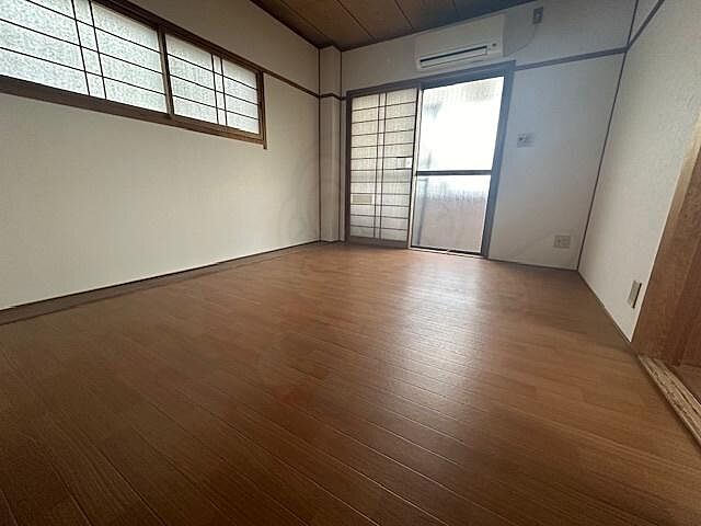 寝室
