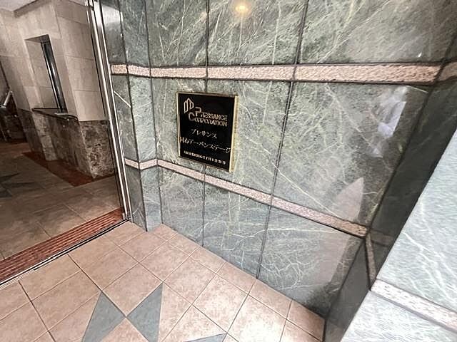 エントランス