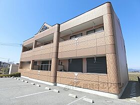 テンプルリバー2番館 201 ｜ 滋賀県東近江市小池町（賃貸アパート1LDK・2階・41.04㎡） その1