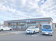セブンイレブン　草津川原店まで800メートル