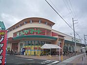 フレンドマート　南草津店まで400メートル