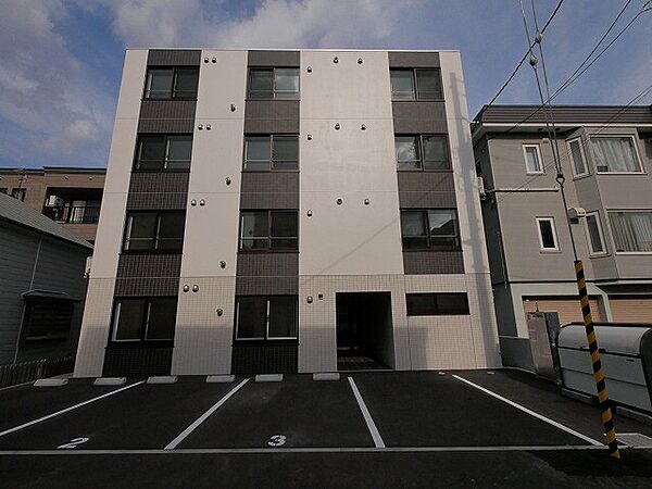 北海道札幌市豊平区平岸四条9丁目(賃貸マンション1LDK・4階・29.88㎡)の写真 その1