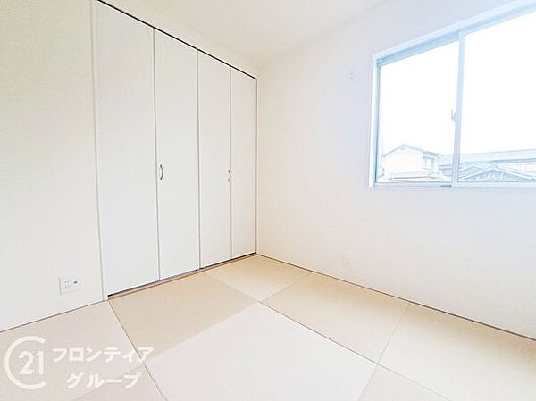 洋室を拡大表示