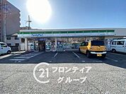 ファミリーマート姫路土山東の町店 徒歩4分。 260m