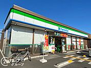 ファミリーマート姫路飾磨今在家店 徒歩16分。 1210m