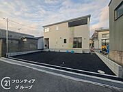 駐車場完備で、車をお持ちの方も安心して利用できる便利で快適な環境が整っており、日常の移動がスムーズです！