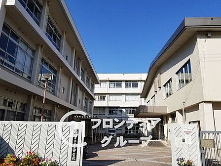 姫路市立東光中学校 徒歩6分。 480m