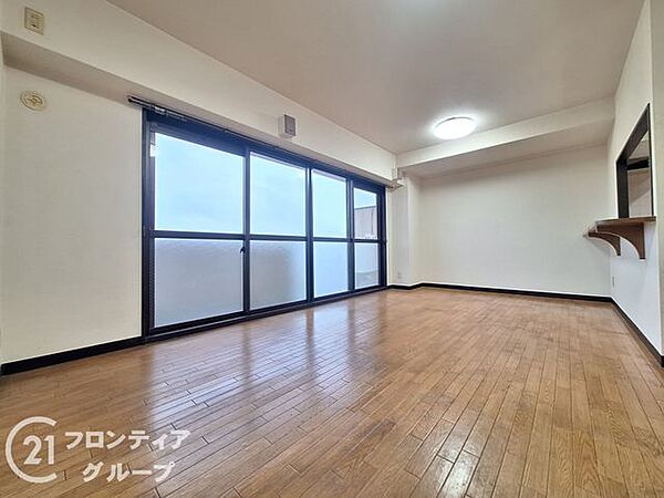 リビング/ダイニングを拡大表示