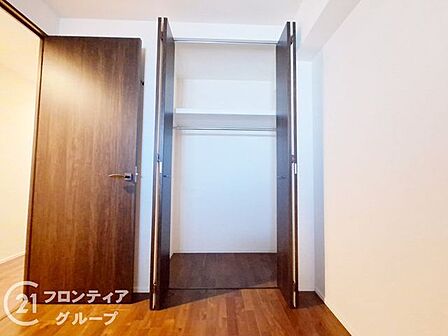 住まい選びは、価格や立地だけでなく、将来の暮らし方まで含めて考えることが大切です。今の段階で気になっていることを、まずスタッフに話してみてください