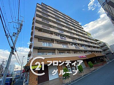 外観：13階建てのお部屋は6階部分となります