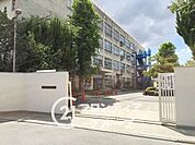 東大阪市立若江中学校 徒歩14分。 1050m