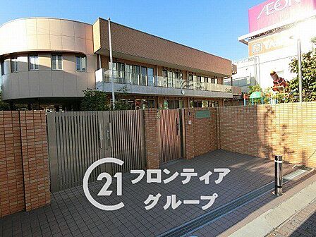 認定こども園鴻池学園幼稚園バンビ 徒歩4分。 310m