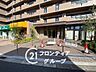 エントランス：多様化する住まいのお悩みを当社へお気軽にご相談下さい