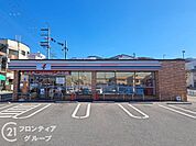 セブンイレブン東大阪下六万寺町店 徒歩5分。 380m