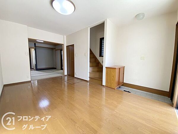 洋室を拡大表示