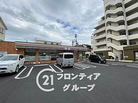 セブンイレブン八尾陽光園1丁目店 徒歩7分。 540m