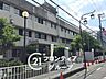 周辺：東大阪市立八戸の里小学校 徒歩5分。 380m