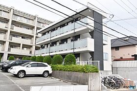 HARU緑地公園  ｜ 大阪府吹田市江坂町5丁目（賃貸マンション1K・1階・21.73㎡） その1