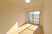 南東側洋室約5帖［2026年1月6日撮影］