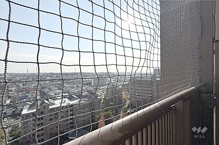 バルコニーからの眺め（南方向）［2025年12月8日撮影］高層階で目の前を遮るものがないので、眺望良好です