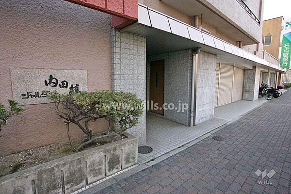 エントランスを拡大表示