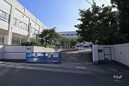 弥富小学校[公立]の外観