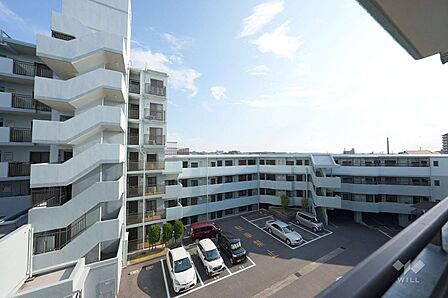 バルコニーからの眺め（南西方向）［2026年8月21日撮影］
