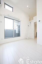 E.S.プレミア 1階1SKのリビング/ダイニング