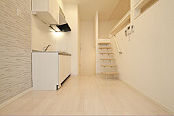 名古屋市営東山線 新栄町駅 徒歩10分の賃貸アパート 1階ワンルームのリビング/ダイニング