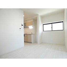 JR中央本線 新守山駅 徒歩9分の賃貸アパート 3階1LDKのリビング/ダイニング