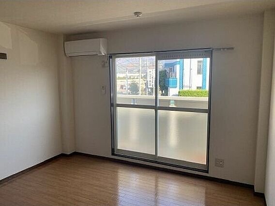 サープラス栄_内装_0