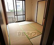 素足でくつろげる畳のお部屋