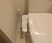 ウォシュレットもウォームレット機能もついてます