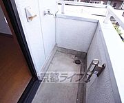 洗濯機はベランダ置きです。