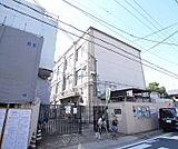 横大路小学校まで212m 活気溢れる小学校です。