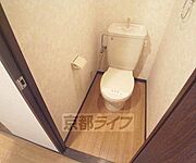 広々としたトイレです。