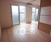 室内を別角度から撮影しました。