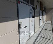 玄関ドアです