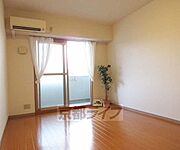 シンプルなお部屋です